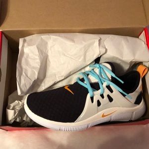 Women’s Nike Acalme Sneakers